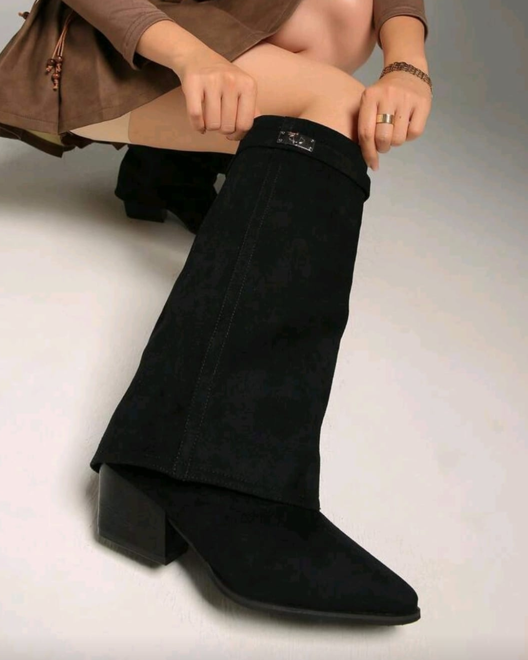 Knee Gaiter Boots