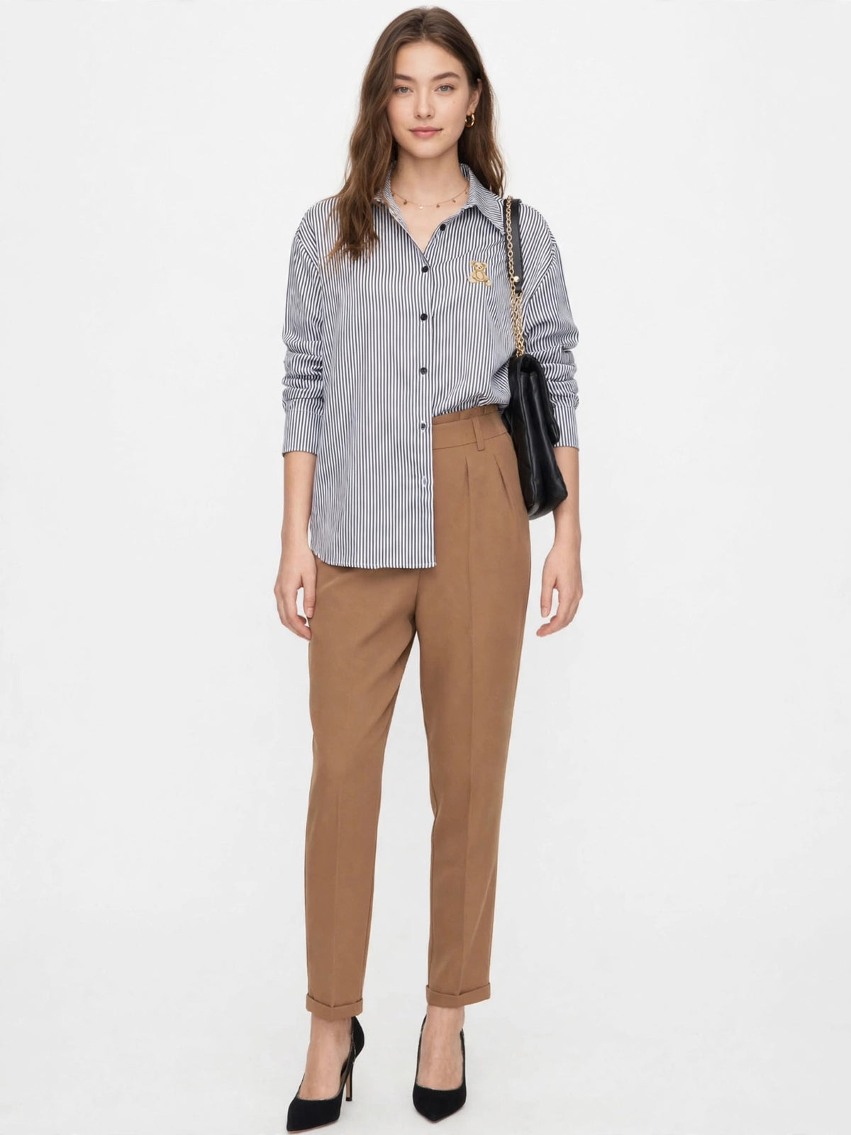 Camisa a rayas con bordado
