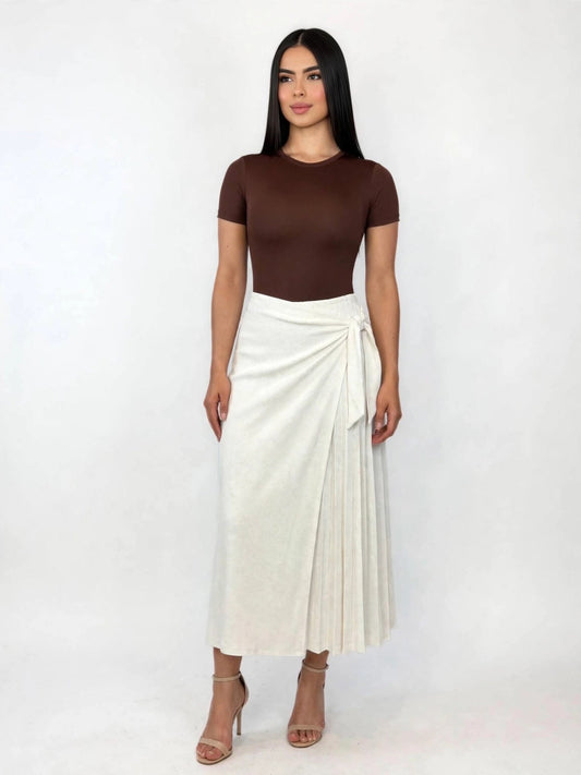 Set de bodysuit con falda wrap