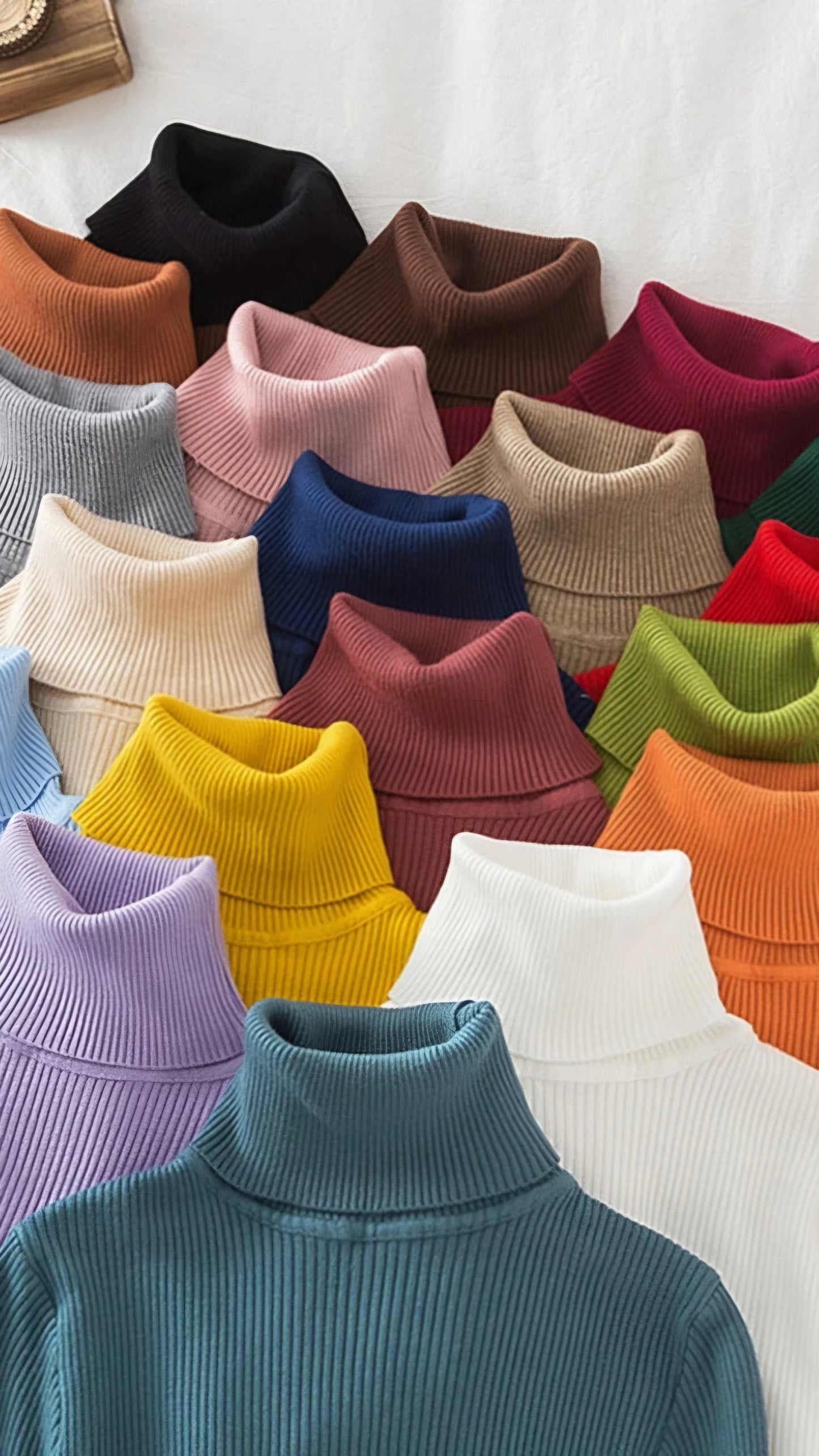Ribbed Turtleneck Stretch Knit Sweater