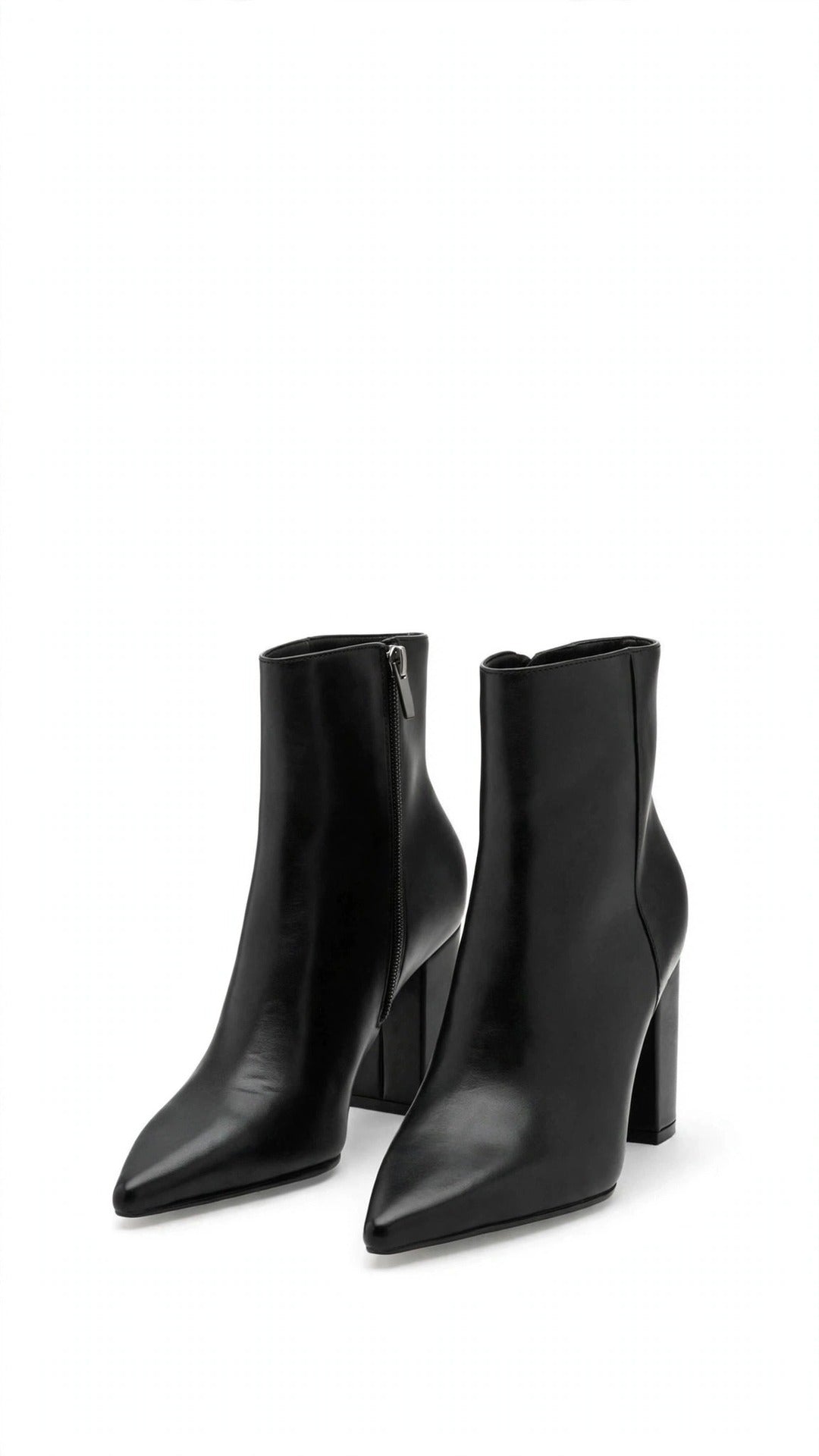 Botín negro minimalista
