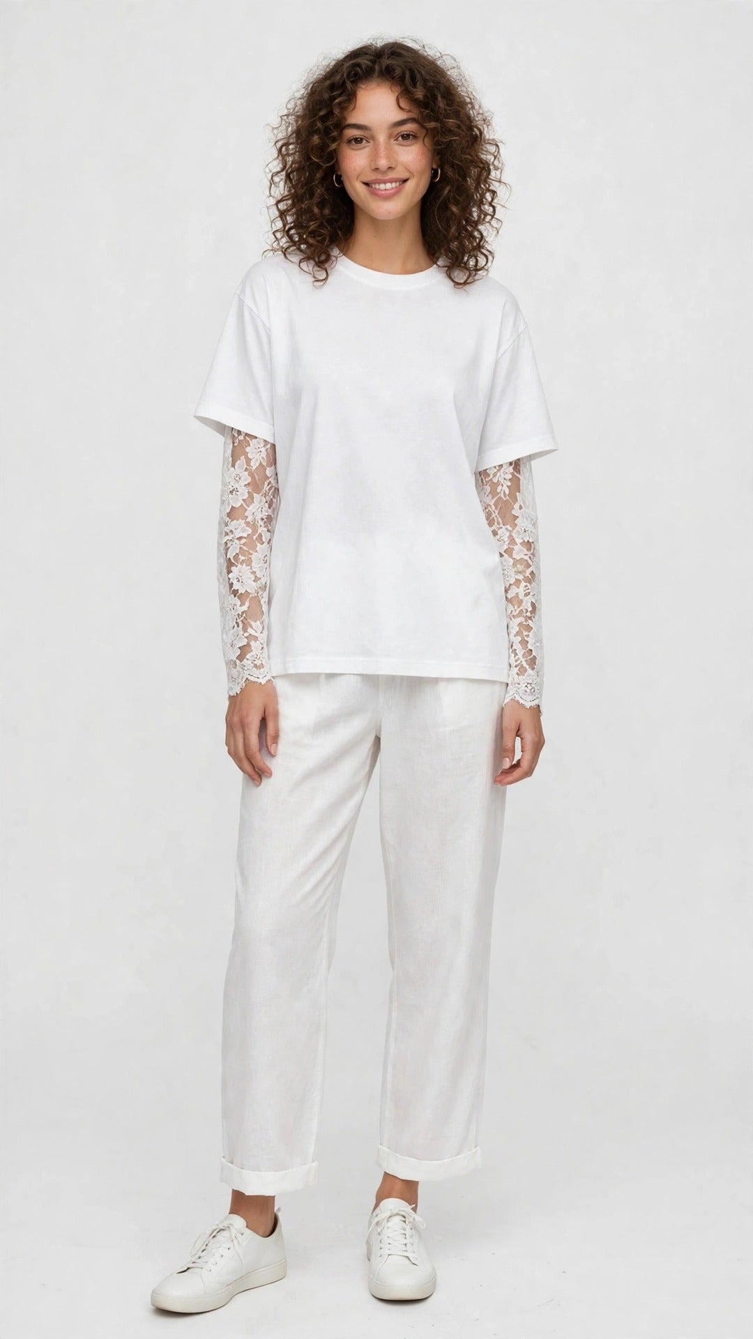Camiseta Oversize con Mangas de Encaje