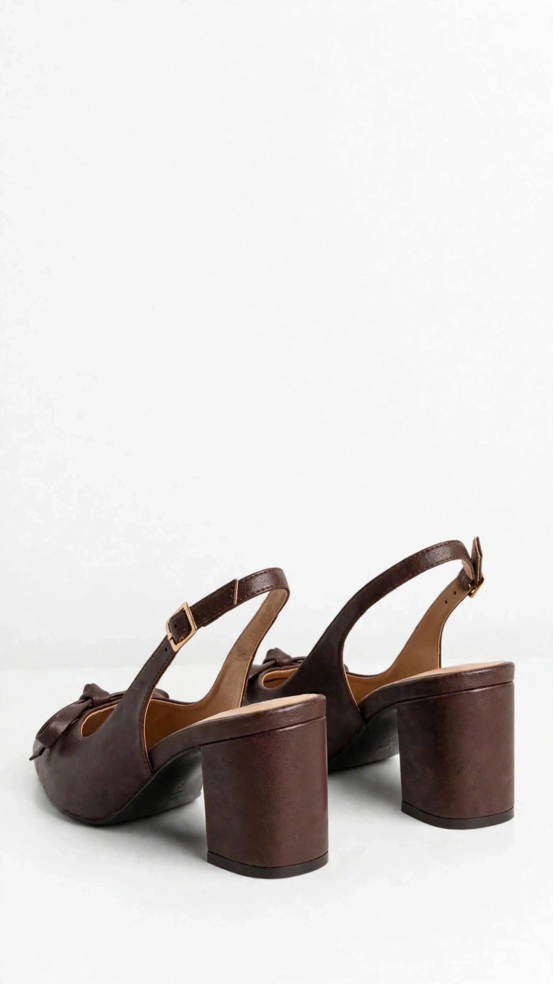 Slingback marrón con lazo