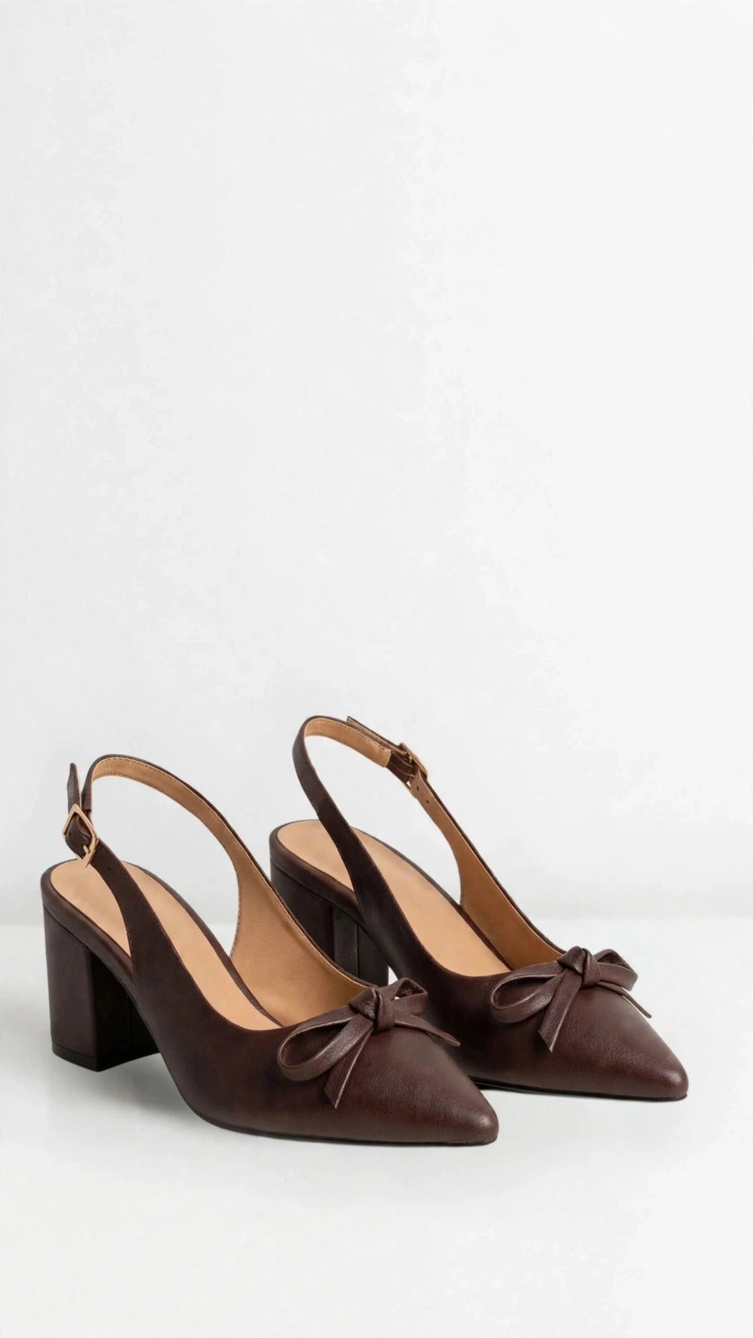 Slingback marrón con lazo